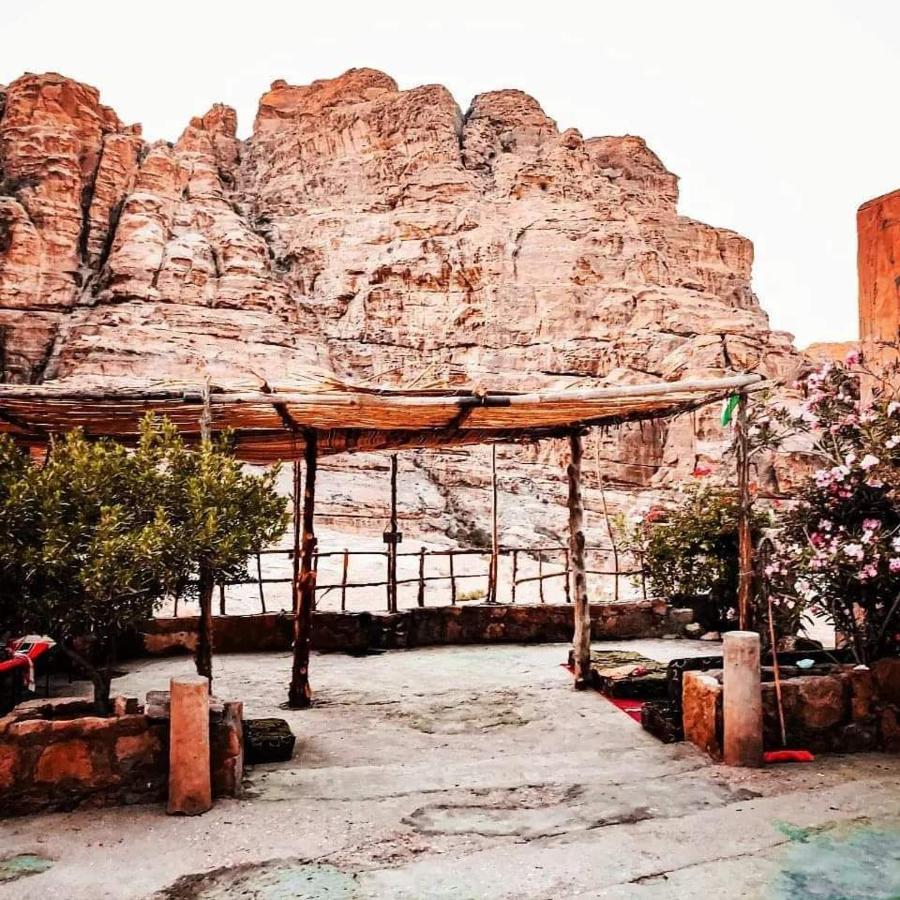 וואדי מוסא Bedouin Nature Travels מראה חיצוני תמונה