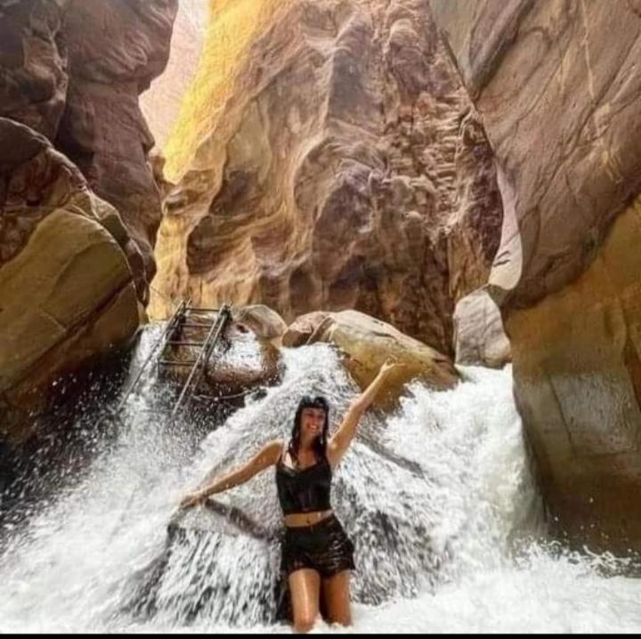 וואדי מוסא Bedouin Nature Travels מראה חיצוני תמונה