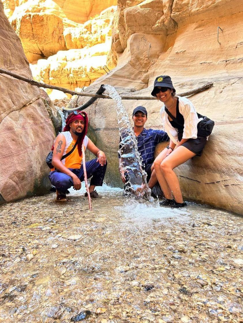 וואדי מוסא Bedouin Nature Travels מראה חיצוני תמונה